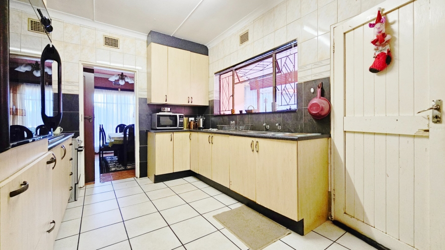 3 Bedroom Property for Sale in Risiville Gauteng