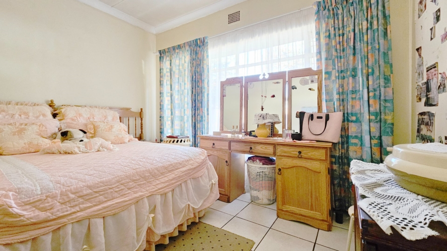 3 Bedroom Property for Sale in Risiville Gauteng