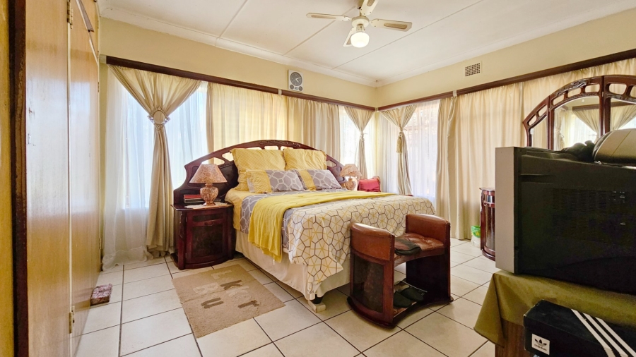 3 Bedroom Property for Sale in Risiville Gauteng