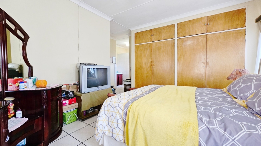 3 Bedroom Property for Sale in Risiville Gauteng