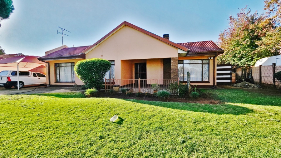 3 Bedroom Property for Sale in Risiville Gauteng