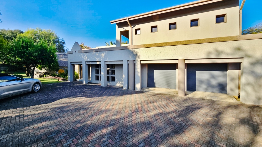 4 Bedroom Property for Sale in Three Rivers East Gauteng