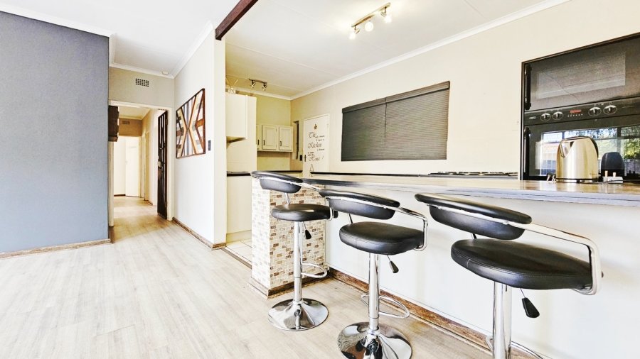 4 Bedroom Property for Sale in Three Rivers East Gauteng