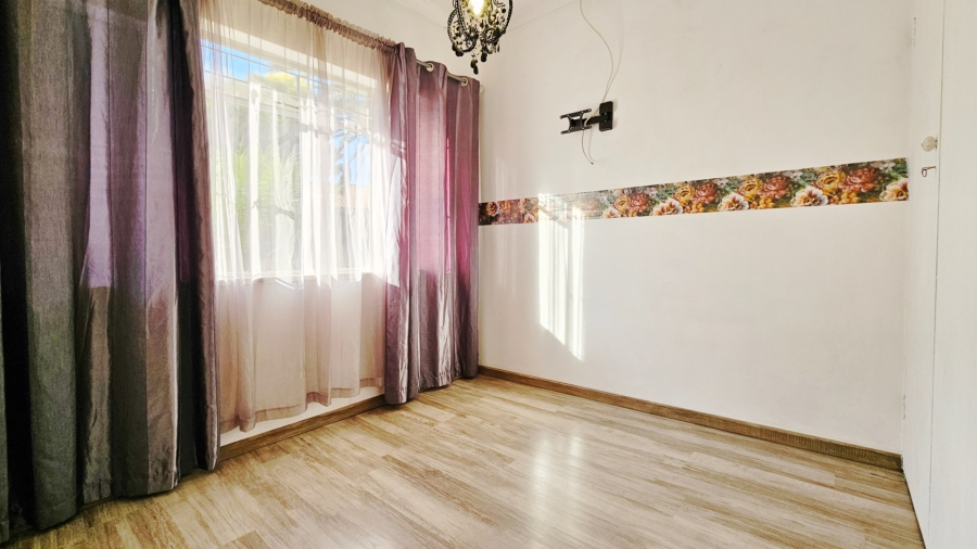 4 Bedroom Property for Sale in Three Rivers East Gauteng