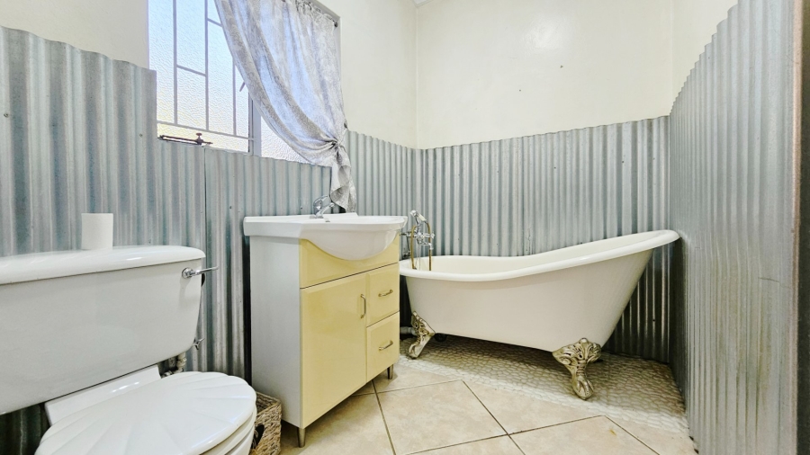 4 Bedroom Property for Sale in Three Rivers East Gauteng