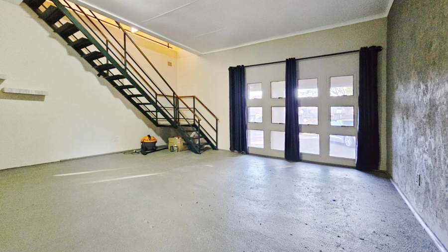 4 Bedroom Property for Sale in Three Rivers East Gauteng
