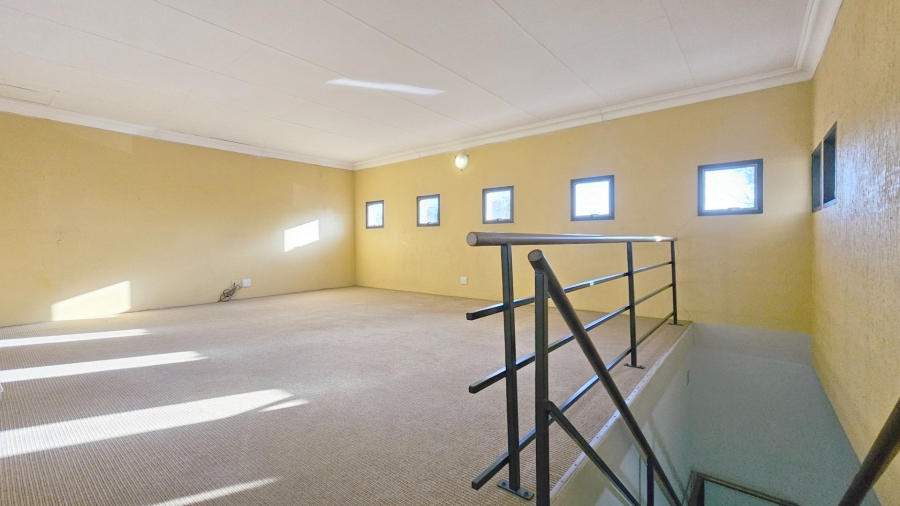 4 Bedroom Property for Sale in Three Rivers East Gauteng