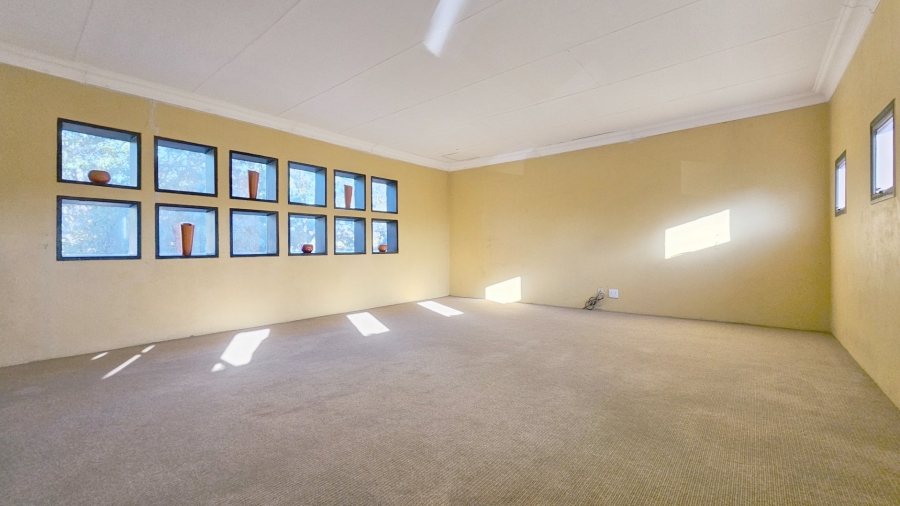 4 Bedroom Property for Sale in Three Rivers East Gauteng