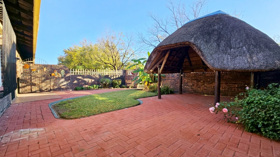 2 Bedroom Property for Sale in Three Rivers Gauteng