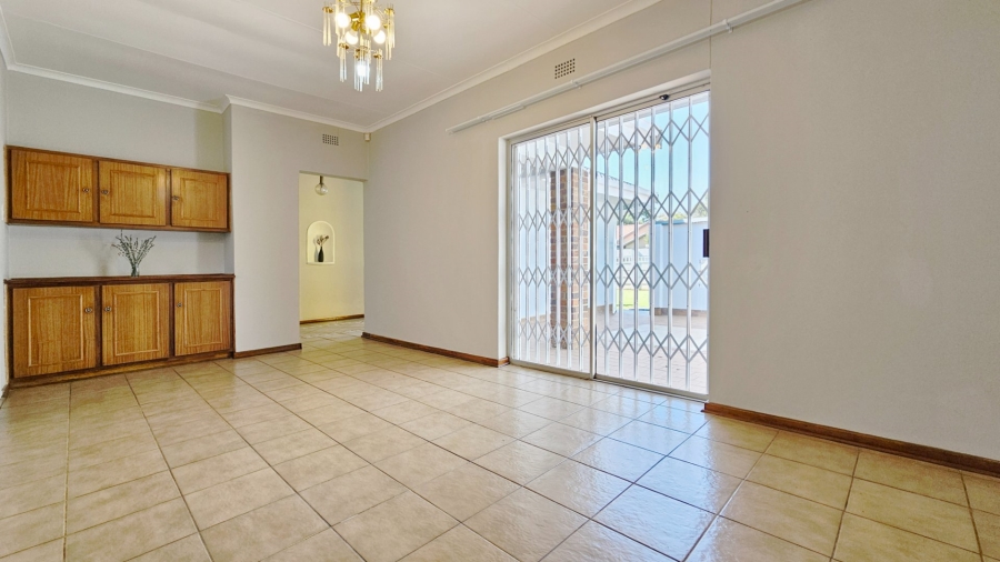 4 Bedroom Property for Sale in Three Rivers East Gauteng