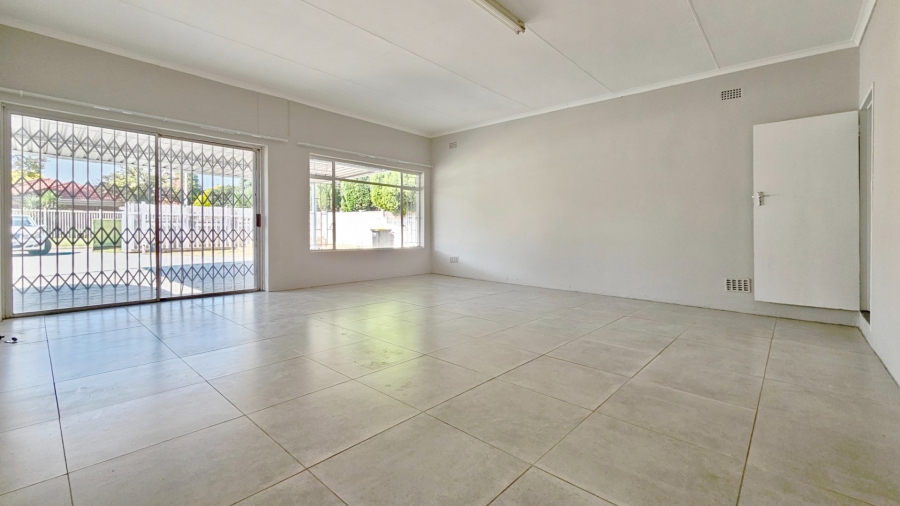 4 Bedroom Property for Sale in Three Rivers East Gauteng