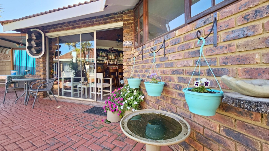 3 Bedroom Property for Sale in Falcon Ridge Gauteng
