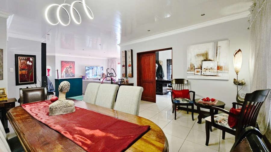 3 Bedroom Property for Sale in Falcon Ridge Gauteng