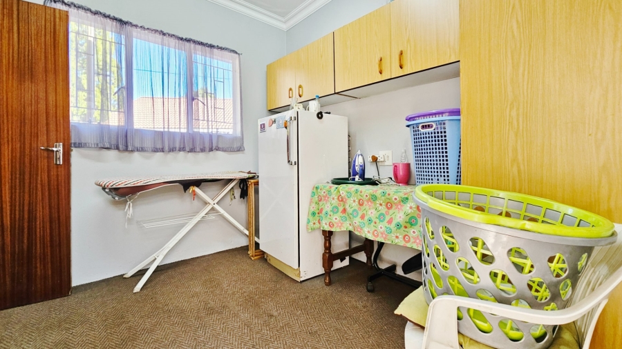 3 Bedroom Property for Sale in Falcon Ridge Gauteng
