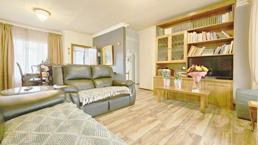 3 Bedroom Property for Sale in Three Rivers Gauteng