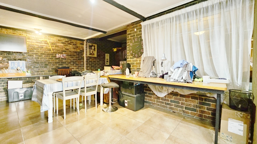 3 Bedroom Property for Sale in Three Rivers Gauteng