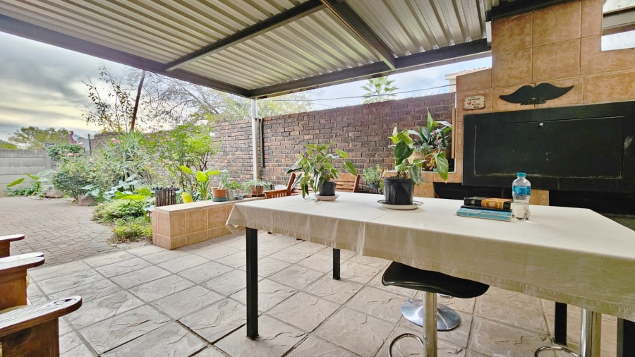 3 Bedroom Property for Sale in Three Rivers Gauteng
