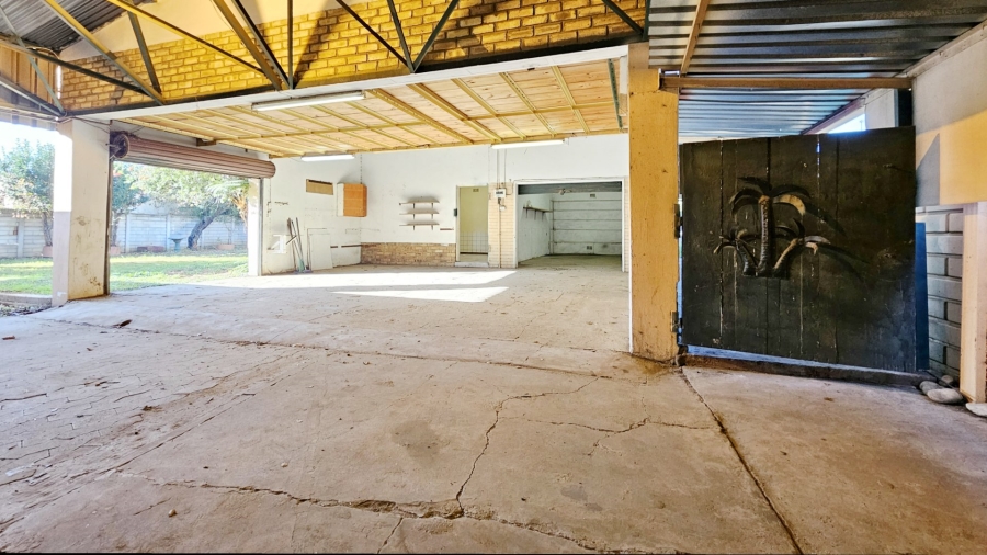 3 Bedroom Property for Sale in Three Rivers Gauteng