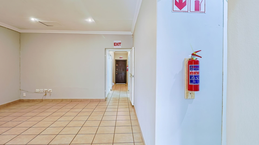  Bedroom Property for Sale in Wierda Park Gauteng