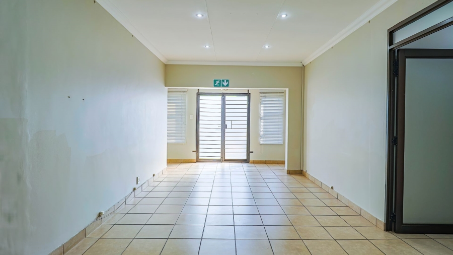  Bedroom Property for Sale in Wierda Park Gauteng
