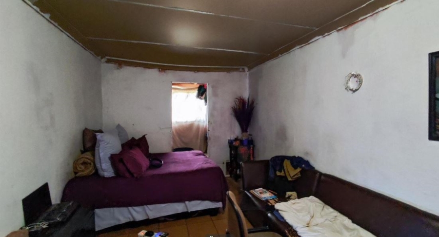 15 Bedroom Property for Sale in Rhodesfield Gauteng