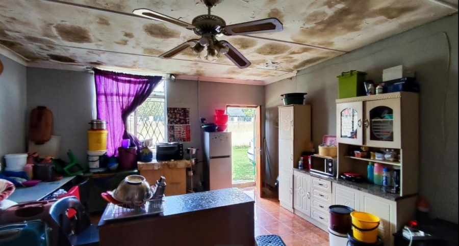 15 Bedroom Property for Sale in Rhodesfield Gauteng