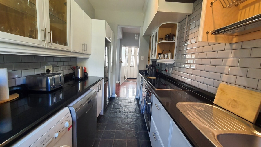 2 Bedroom Property for Sale in Birdhaven Gauteng