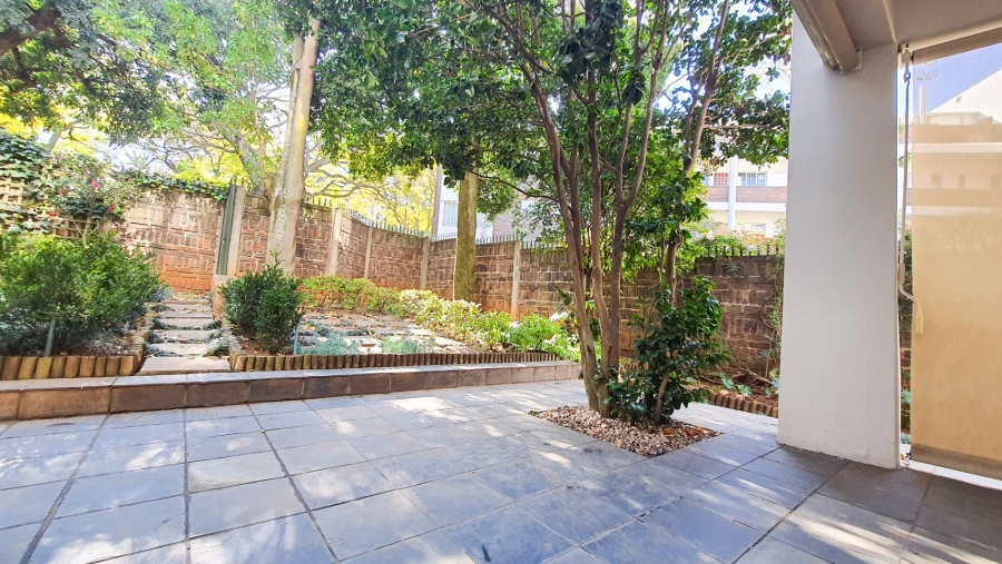 2 Bedroom Property for Sale in Birdhaven Gauteng