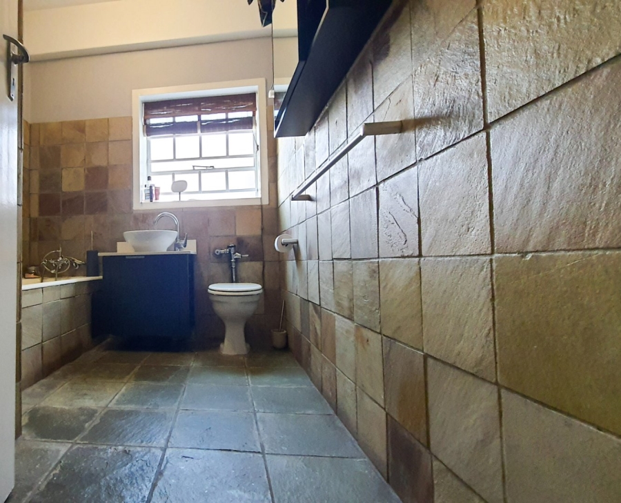 2 Bedroom Property for Sale in Birdhaven Gauteng