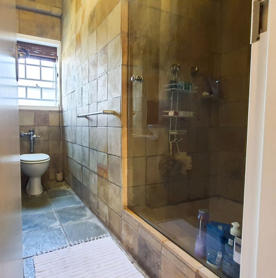 2 Bedroom Property for Sale in Birdhaven Gauteng