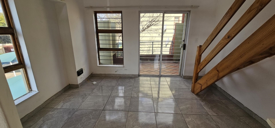 1 Bedroom Property for Sale in Ferndale Gauteng