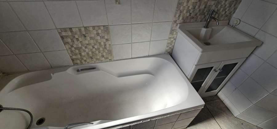 1 Bedroom Property for Sale in Ferndale Gauteng