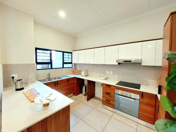 3 Bedroom Property for Sale in Broadacres Gauteng
