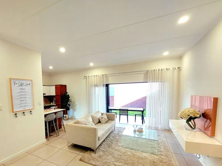 3 Bedroom Property for Sale in Broadacres Gauteng