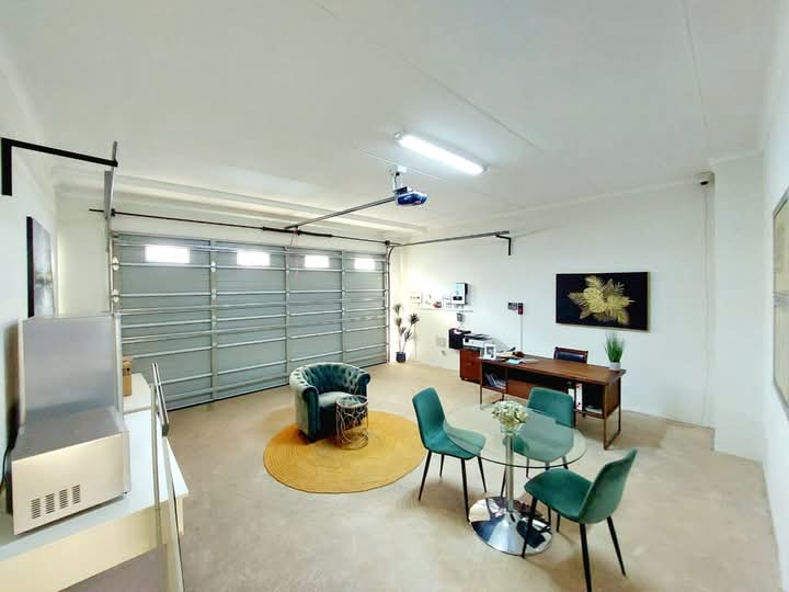 3 Bedroom Property for Sale in Broadacres Gauteng