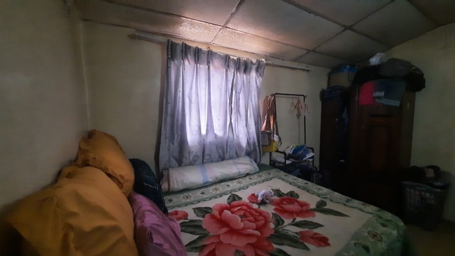  Bedroom Property for Sale in Chiawelo Gauteng