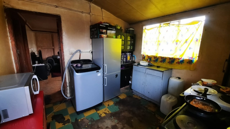  Bedroom Property for Sale in Chiawelo Gauteng