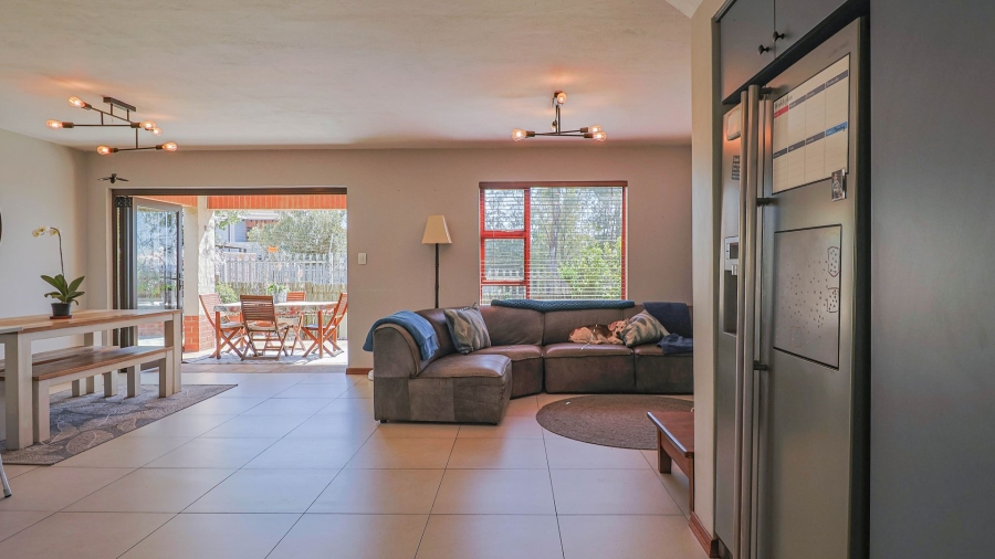 3 Bedroom Property for Sale in Candlewoods Country Estate Gauteng