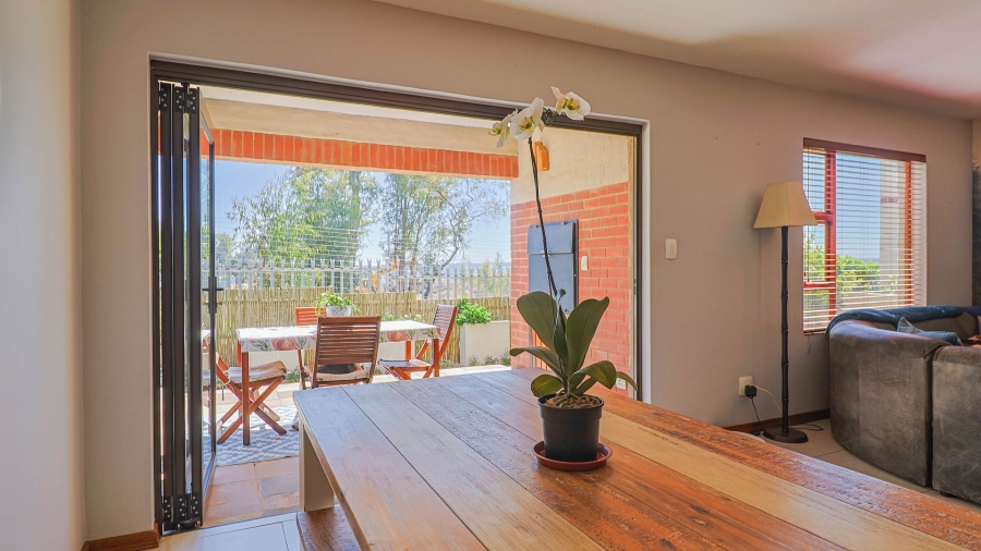 3 Bedroom Property for Sale in Candlewoods Country Estate Gauteng