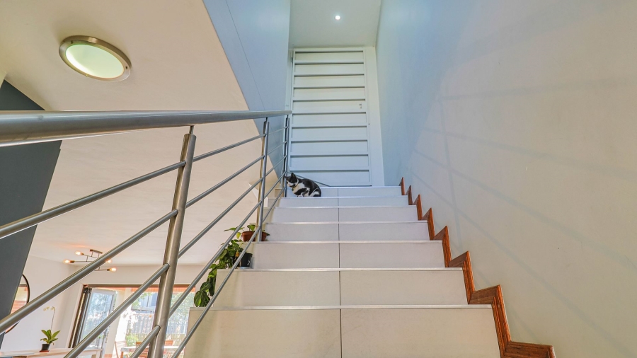 3 Bedroom Property for Sale in Candlewoods Country Estate Gauteng