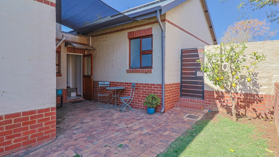 3 Bedroom Property for Sale in Candlewoods Country Estate Gauteng