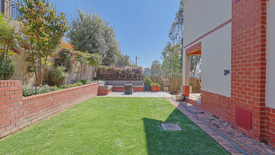 3 Bedroom Property for Sale in Candlewoods Country Estate Gauteng