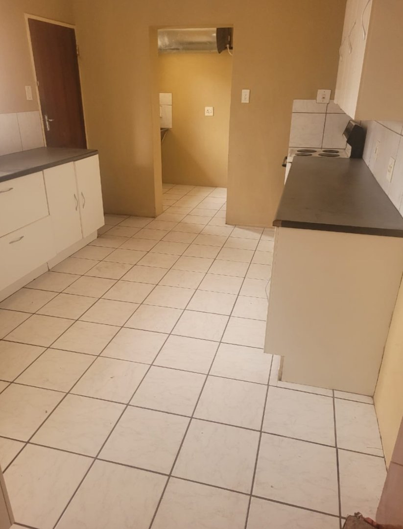 3 Bedroom Property for Sale in Kwaggasrand Gauteng