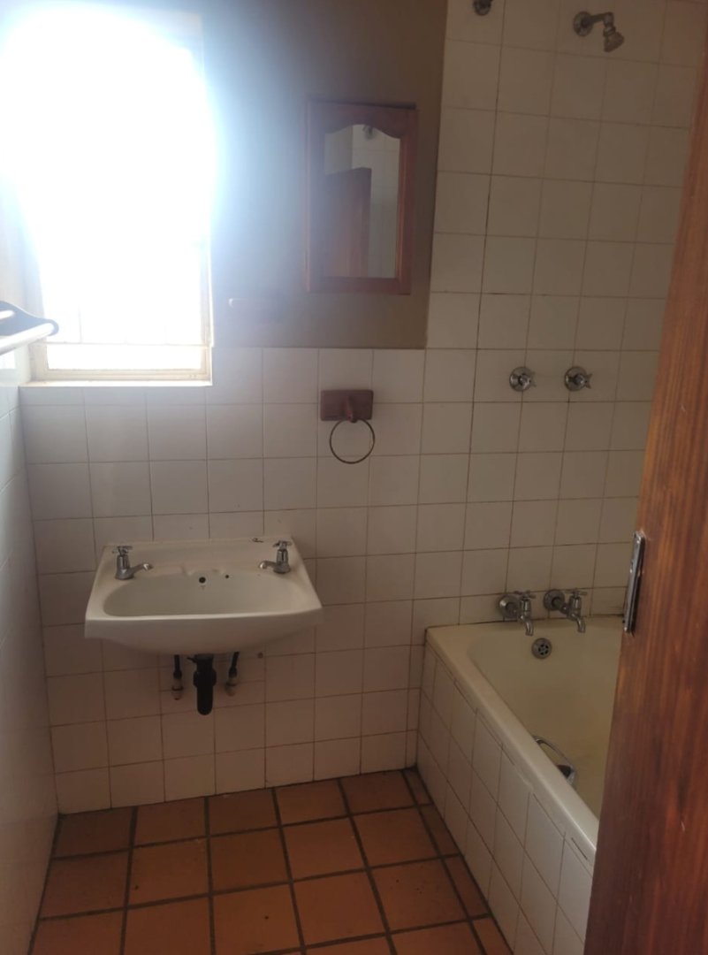 3 Bedroom Property for Sale in Kwaggasrand Gauteng