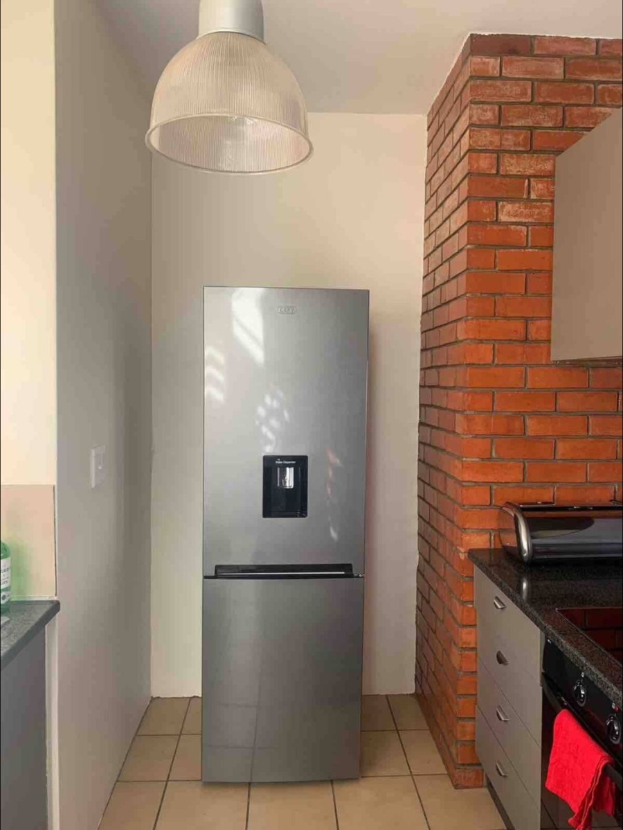 2 Bedroom Property for Sale in Midridge Park Gauteng