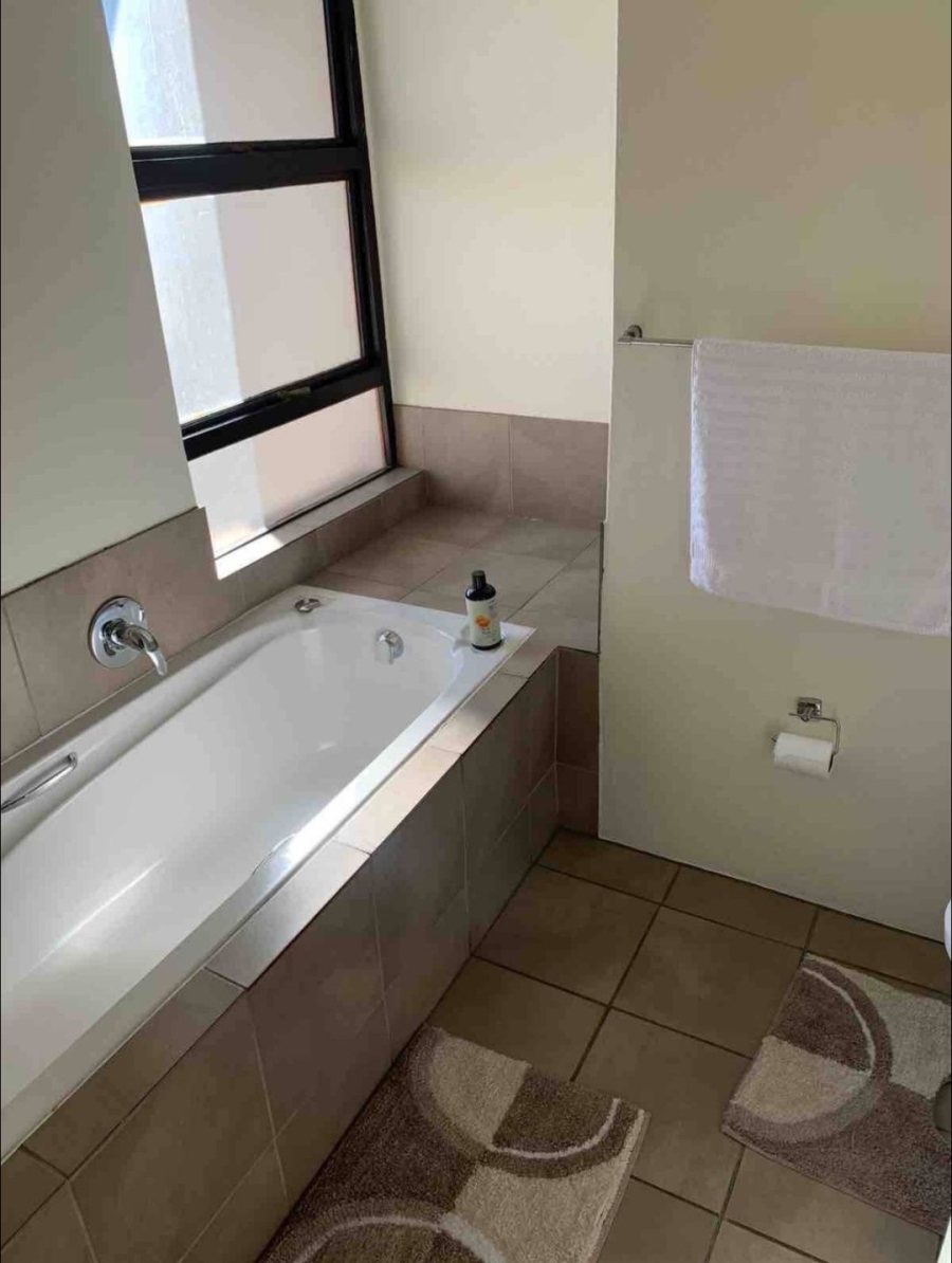 2 Bedroom Property for Sale in Midridge Park Gauteng