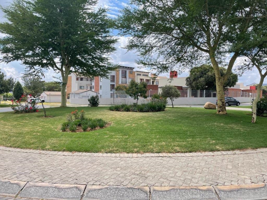 2 Bedroom Property for Sale in Midridge Park Gauteng