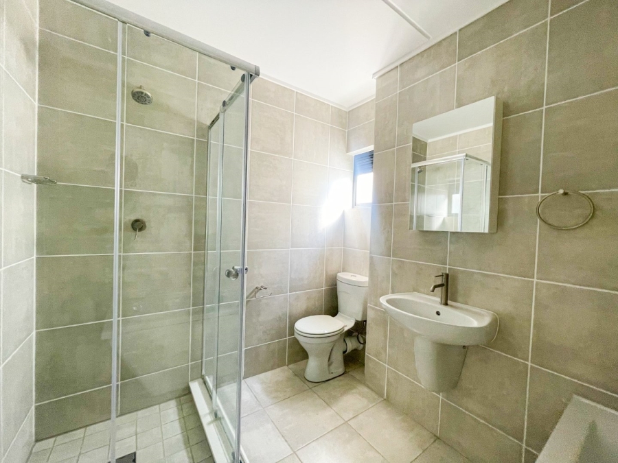 To Let 1 Bedroom Property for Rent in Mooikloof Manor Gauteng
