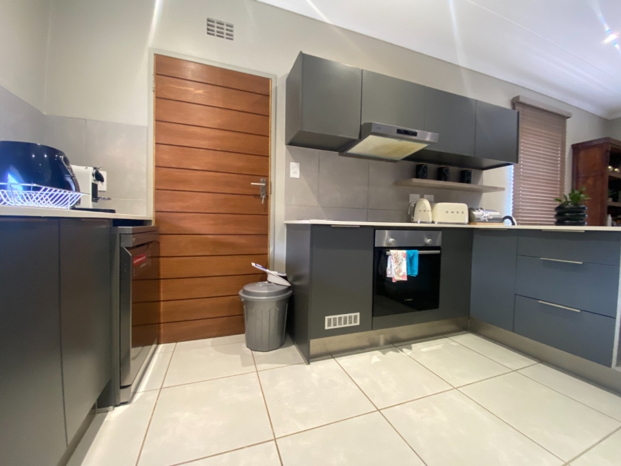 3 Bedroom Property for Sale in Lion Pride Gauteng