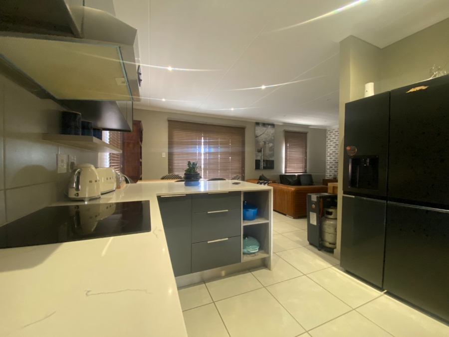 3 Bedroom Property for Sale in Lion Pride Gauteng